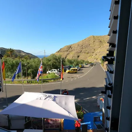 And El Charco Azul לינה וארוחת בוקר