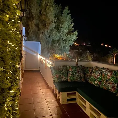 And El Charco Azul * El Risco