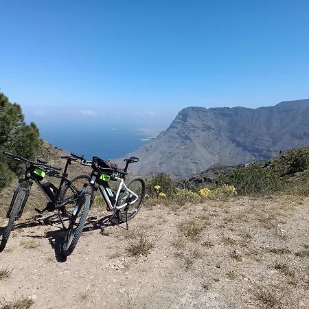 And El Charco Azul *