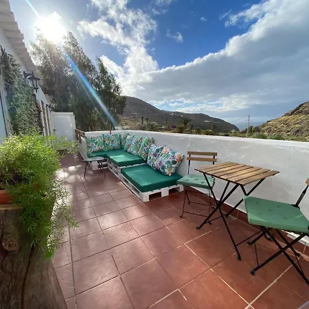 B&b&apartments El Charco Azul El Risco