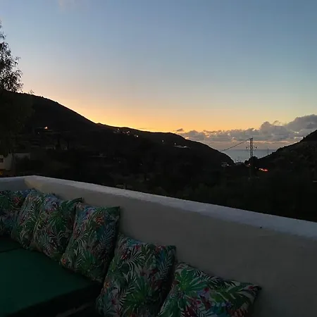 Bed & Breakfast And El Charco Azul El Risco