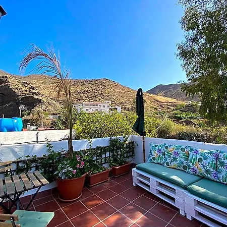 And El Charco Azul B&B *