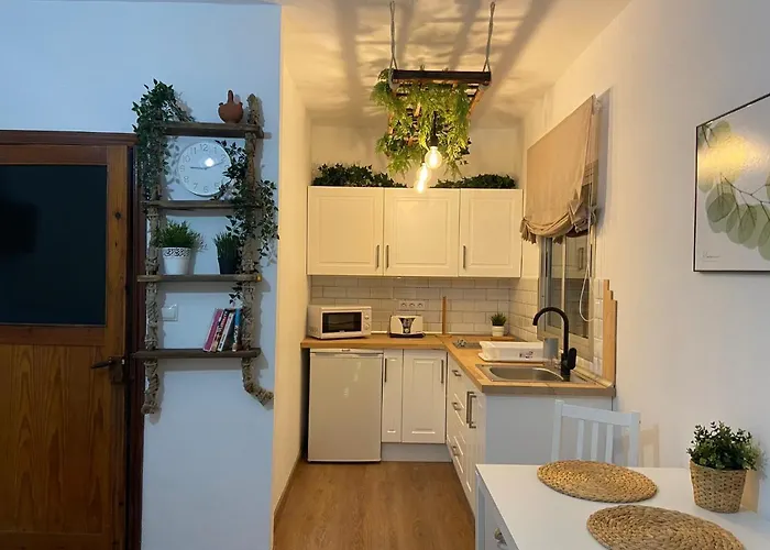 And El Charco Azul Bed & Breakfast *